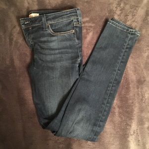 Juniors Hollister skinny jeans